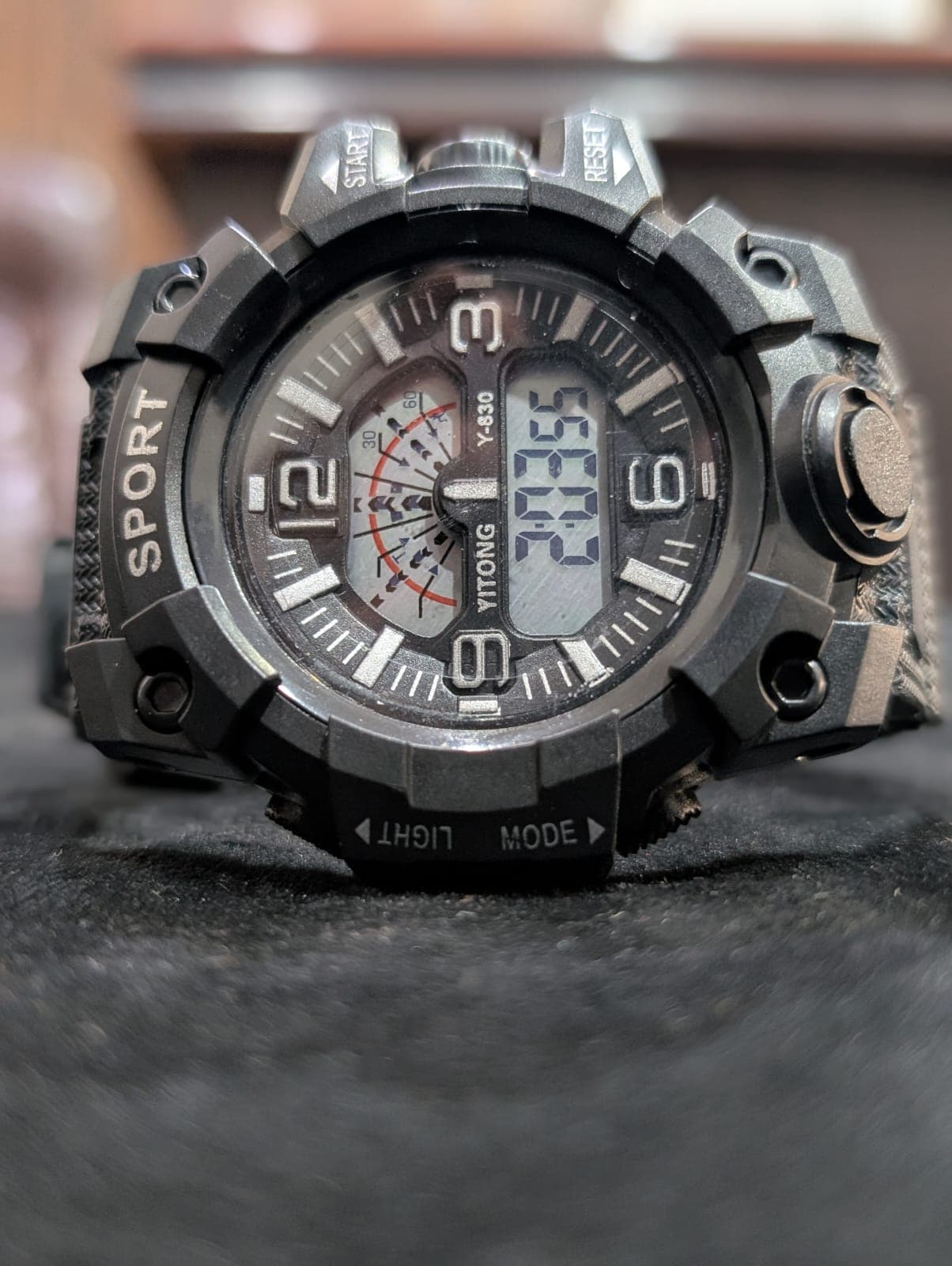 Premium All-Black Dual Display Digital-Analog Sports Watch for Men